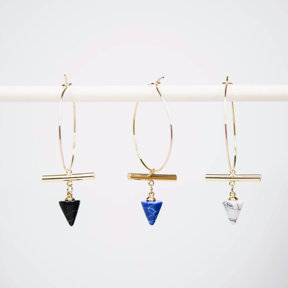 Fiona Blue Lapis Natural Stone + Gold Metal Hoops